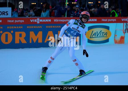 Garmisch Partenkirchen, Deutschland. Dezember 2023 31. Jan Hoerl (SC Bischofshofen AUT) bei der Qualifikation zum Neujahrsskispringen der 73. Vierschanzentournee in Garmisch-Partenkirchen Credit: dpa/Alamy Live News Stockfoto