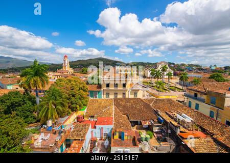 Trinidads historisches Stadtzentrum aus der Vogelperspektive einschließlich der Kirche Iglesia y Convento de San Francisco, vom Palacio de Cantero, Trinidad, Kuba. Historisches Trin Stockfoto
