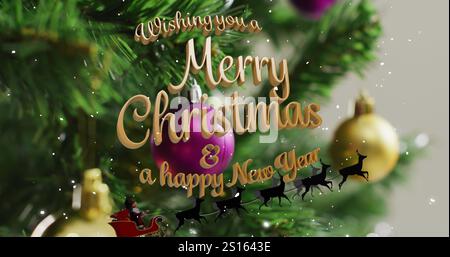 Bild des Begrüßungstextes der Saison über dem weihnachtsbaum Stockfoto