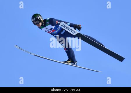 Garmisch Partenkirchen, Deutschland. Januar 2025. GARMISCH-PARTENKIRCHEN, DEUTSCHLAND - 1. JANUAR: Philipp Raimund von Deutschland während der Männer Large Hill - HS142 des FIS World Cup Skisprung vier-Schanzen-Turniers Männer Garmisch at am 1. Januar 2025 in Garmisch-Partenkirchen, Deutschland.250101 SEPA 24 279 - 20250101 PD5069 Credit: APA-PictureDesk/Alamy Live News Stockfoto