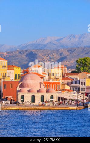 Der Venezianische Hafen, Chania, Kreta, Griechische Inseln, Griechenland Stockfoto