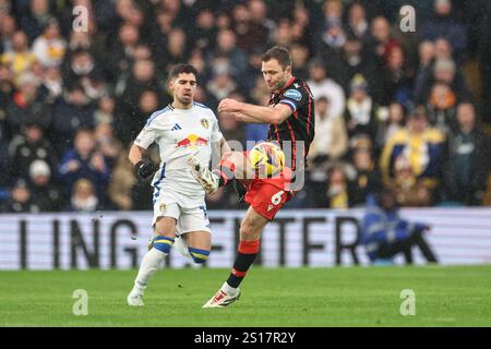 Sondre Tronstad von Blackburn Rovers in Aktion während des Sky Bet Championship Matches Leeds United gegen Blackburn Rovers in Elland Road, Leeds, Großbritannien, 1. Januar 2025 (Foto: Mark Cosgrove/News Images) Stockfoto