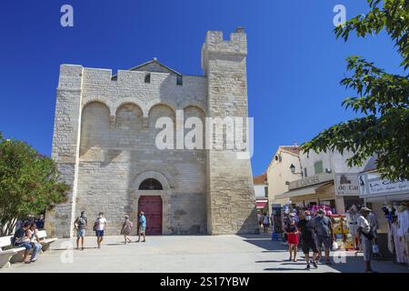 Kirche, Saintes-Maries-de-la-Mer, Camargue, Frankreich, Europa Stockfoto