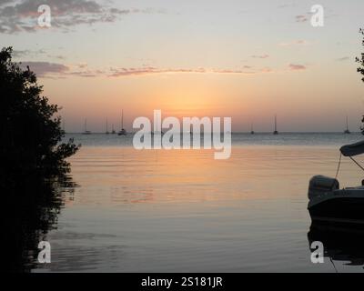 Sonnenuntergang auf Caye Caulker, Belize Stockfoto