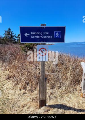 Gunning Trail und keine Fahrradschilder in Cape Jourimain, New Brunswick, Kanada Stockfoto