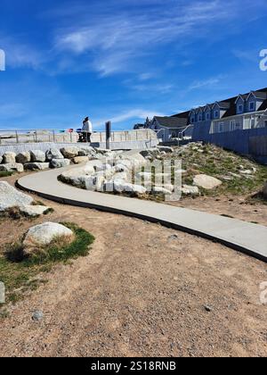 Pfad zur hölzernen Aussichtsplattform in Peggy's Cove, Nova Scotia, Kanada Stockfoto