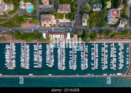 Frankreich, Haute Savoie (74), Chablais, Evian-les-Bains Marina am Genfer See (Luftaufnahme) Stockfoto