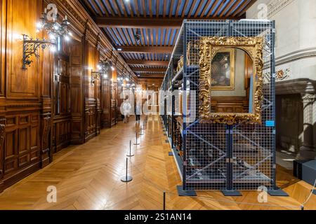 Frankreich, Drôme, Grignan, Les Plus Beaux Villages de France, die Burg von Grignan, seit 600 Jahren Residenz der Linie Adhémar, ein Teil der Sammlungen ist in der Galerie von Adhémar ausgestellt und wartet auf die neue Szenographie im 2. Stock Stockfoto