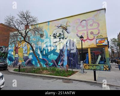 Skelett-Wandgemälde in der Saint-Cuthbert Street in der Innenstadt von Montreal, Quebec, Kanada Stockfoto
