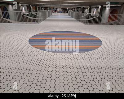 Circle 1966 an der U-Bahnstation Peel in Montreal, Quebec, Kanada Stockfoto