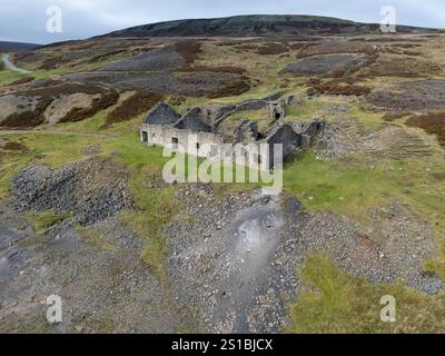 Alte Kapitulationsschmelze oberhalb der Low Row in Swaledale. Yorkshire Dales National Park. Stockfoto