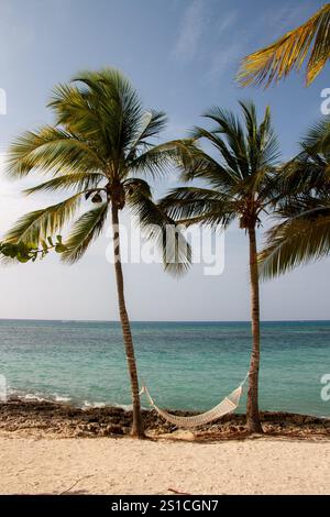 Die Bany Beach Bay mit unberührtem karibischem Wasser in Guardalavaca, Provinz Hoguin, Kuba Stockfoto