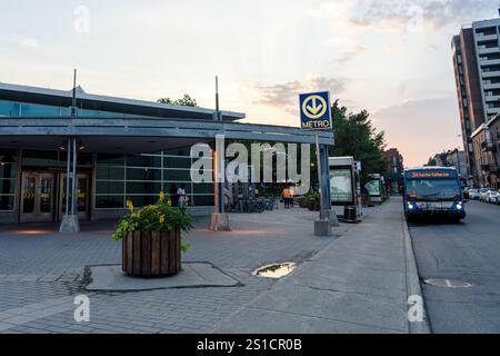 Montreal, Quebec, Kanada - 11. August 2021: Montreal Metro Station Papineau. Stockfoto