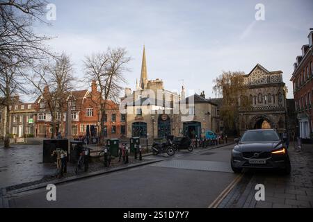 Ethelbert Gate, vor der Kathedrale, Norwich Stockfoto