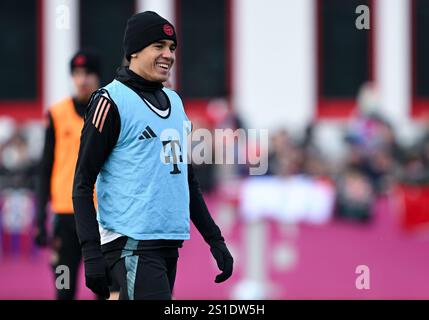 München, Deutschland. Januar 2025. Fußball, Bundesliga, öffentliches Training, FC Bayern München, Trainingsplatz in der Säbener Straße: Jamal Musiala aus München in Aktion. Quelle: Sven Hoppe/dpa/Alamy Live News Stockfoto