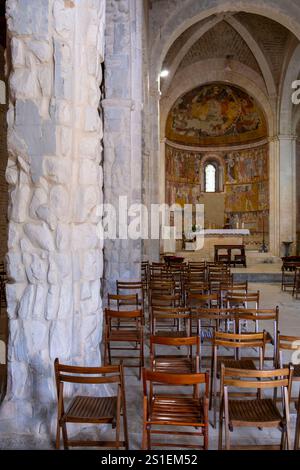 Chiesa di Santa Maria di Ronzano. Castel Castagna, Teramo, Abruzzen, Italien, Europa. Stockfoto