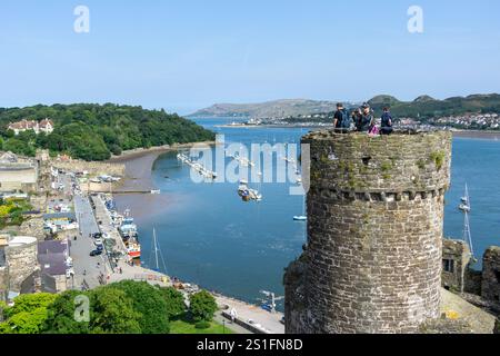 Conwy Wales - July 31 2024; Tourists exploring inside medieval Conwy Castle. Stockfoto