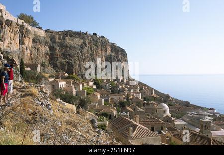 Byzantinische Burgstadt Monemvasia, Monemvassia, Monemwassia, Monembasia, im Myrtoischen Meer, Lakonien, Peloponnes, Griechenland, Europa Stockfoto