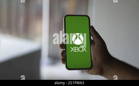 Xbox-Logo-Anzeige auf dem Smartphone. Stockfoto