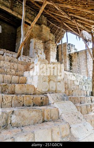 EK’ BALAM, Mexiko – die archäologische Stätte der antiken Maya von EK’ Balam zeigt klassische Architektur in der Nähe des modernen Valladolid. Die Well-Prese Stockfoto