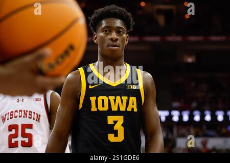 Madison, WI, USA. Januar 2025. Iowa Hawkeyes Wächter Drew Thelwell (3) während des NCAA-Basketballspiels zwischen den Iowa Hawkeyes und den Wisconsin Badgers im Kohl Center in Madison, WI. Darren Lee/CSM/Alamy Live News Stockfoto