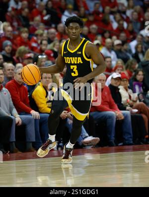 Madison, WI, USA. Januar 2025. Iowa Hawkeyes Wächter Drew Thelwell (3) während des NCAA-Basketballspiels zwischen den Iowa Hawkeyes und den Wisconsin Badgers im Kohl Center in Madison, WI. Darren Lee/CSM/Alamy Live News Stockfoto