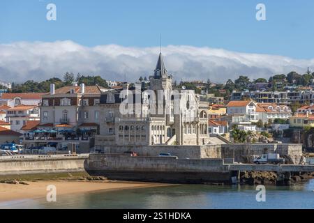 Cascais, Portugal. 20. August 2024. Seixas Palast und Strand in Cascais. Stockfoto