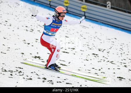 Innsbruck, Österreich. Januar 2025. Skisport/Skispringen: World Cup, Four Hills Turnier: Große Schanze, Männer, 1. Runde. Österreichs Jan Hörl in Aktion. Vermerk: Daniel Karmann/dpa/Alamy Live News Stockfoto