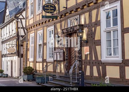 Hotel Nassau Oranien, historisches Fachwerkhaus, Barock, Fassade, Portal mit Schnitzereien von Johann Neudecker, Holz, Dekor, Nassauer Hof, Sternerne Stockfoto