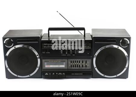 Vintage Tape Player - Boom Box mit Radio isoliert auf weissem Hintergrund Stockfoto