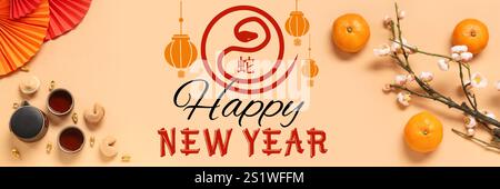 Festliches Banner für das chinesische Neujahr 2025 mit traditionellen Symbolen auf beigefarbenem Hintergrund Stockfoto