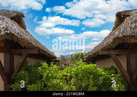 Dominikanische Republik, Strandhäuser in Puerto Plata in der Nähe von Touristenorten und Strandzone. Stockfoto