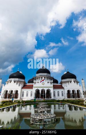 Aceh-Moschee, Baiturrahman-Moschee. Ein Wahrzeichen in Banda Aceh, Sumatra, Indonesien Stockfoto