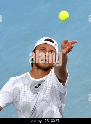 Hongkong, China. Januar 2025. Alexandre Muller aus Frankreich spielt im Finale der Männer gegen Nishikori Kei aus Japan bei den ATP250 Hong Kong Tennis Open am 5. Januar 2025 in Hongkong, Südchina. Quelle: Lo Ping Fai/Xinhua/Alamy Live News Stockfoto