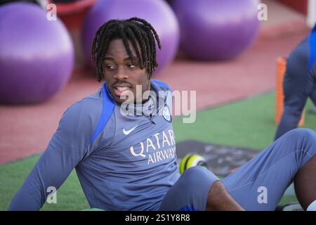 Inter Mailand's Yann Aurel Bisseck während des EA Sports FC Supercup 2024/2025 Inter Trainings im Prince Turki bin Abdul Aziz Stadium in Riad, Saudi-Arabien - Sport, Fußball - Donnerstag Sonntag, 5. 2025 (Foto: Massimo Paolone/LaPresse) Stockfoto