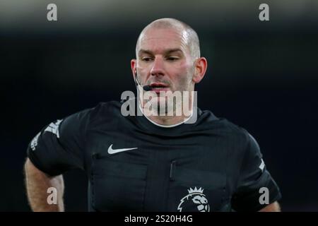 London, Großbritannien. Januar 2025. Schiedsrichter Tim Robinson während des Spiels Crystal Palace FC gegen Chelsea FC English Premier League in Selhurst Park, London, England, Großbritannien am 4. Januar 2025 Credit: Every Second Media/Alamy Live News Stockfoto