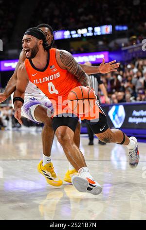 Seattle, Washington, USA. Januar 2025. Kylan Boswell (4) während des NCAA-Basketballspiels zwischen den Illinois Fighting Illini und den Washington Huskies in Seattle. Illinois besiegte Washington 81–77. Steve Faber/CSM/Alamy Live News Stockfoto