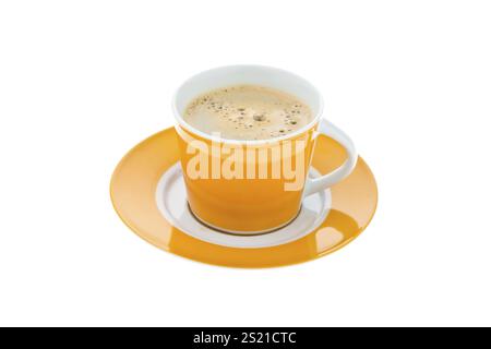 Eine Tasse Kaffee. Kaffeetasse vor weißem Hintergrund. Österreich Stockfoto