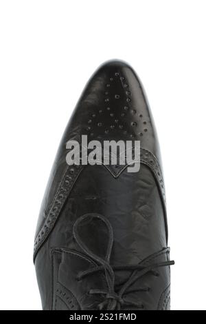 Schwarzer Herrenschuh auf weißem Hintergrund Österreich Stockfoto