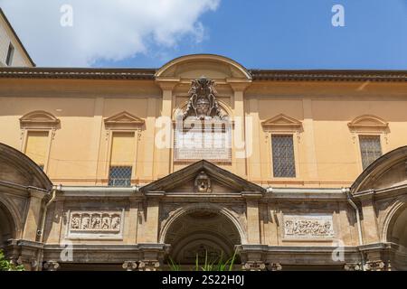 Achteckiger Hof (Detail) / Cortile Ottagono, Vatikanische Museen, Vatikanstadt. Stockfoto