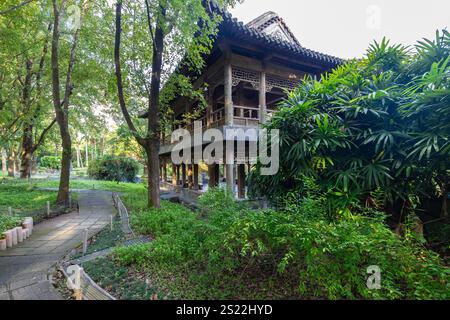 Garden of the National Palace Museum ist ein Nationalmuseum in Taipei, Taiwan. Das 1925 in Peking gegründete Museum wurde in Shil wiedererrichtet Stockfoto
