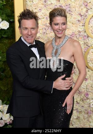 Beverly Hills, USA. Januar 2025. Ewan McGregor und Mary Elizabeth Winstead kamen am 5. Januar 2025 zu den 82. Jährlichen Golden Globe Awards im Beverly Hilton Hotel in Beverly Hills, CA. © OConnor-Arroyo/AFF-USA.com Credit: AFF/Alamy Live News Stockfoto
