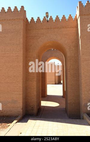 Alte Mauern der alten Stadt Babylon im Irak Stockfoto