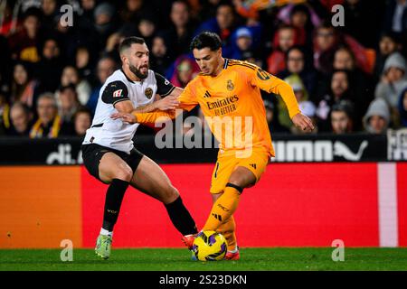 Real Madrids Spanisch-marokkanischer Fußballspieler Brahim während eines Spiels in der La Liga, Mestalla, Valencia, Januar 2025 Stockfoto