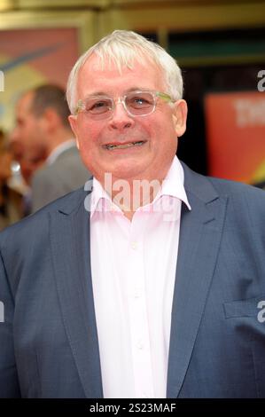 Christopher Biggins nimmt an der Presseveranstaltung für „Miss Saigon“ im Prince Edward Theatre in der Old Compton St, London Teil. 21.05.2014 Stockfoto