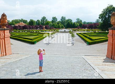 Sommerpark. Blick vom Troja-Palast in Prag, Tschechische Republik. Gebaut von 1679 bis 1691. Stockfoto