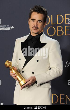 Colin Farrell mit dem Preis für den besten Hauptdarsteller in einer Miniserie im Penguin bei der Verleihung der 82. Golden Globe Awards 2025 im Beverly Hilton Hotel. Beverly Hills, 05.01.2025 *** Colin Farrell mit dem Preis für den besten Hauptdarsteller in einer Miniserie im Penguin bei den Golden Globe Awards 82 2025 im Beverly Hilton Hotel Beverly Hills, 05 01 2025 Foto:XJ.xBlocx/xFuturexImagex Globes 5622 Stockfoto