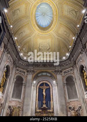 Die Kapelle des Allerheiligsten Sakraments in der Basilika St. Paul vor den Mauern, Rom, Italien. Stockfoto