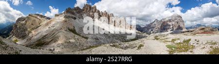 Tal Travenanzes und Felswände in Tofane gruppe, Mount Tofana de Rozes, Alpen Dolomiten Berge, Fanes Nationalpark, Italien Stockfoto