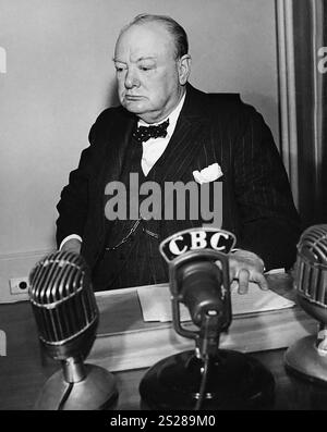 Der britische Premierminister Winston Churchill nahm an der ersten Quebec-Konferenz Teil, Codename QUADRANT, Quebec City, Quebec, Kanada, Franklin D. Roosevelt Presidential Library & Museum, August 1943 Stockfoto
